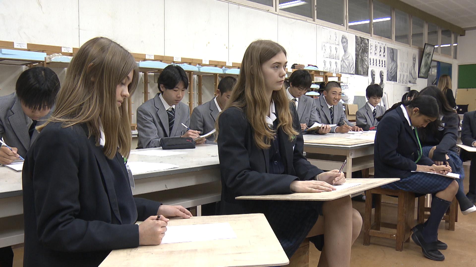 英国の生徒が日本の授業体験　