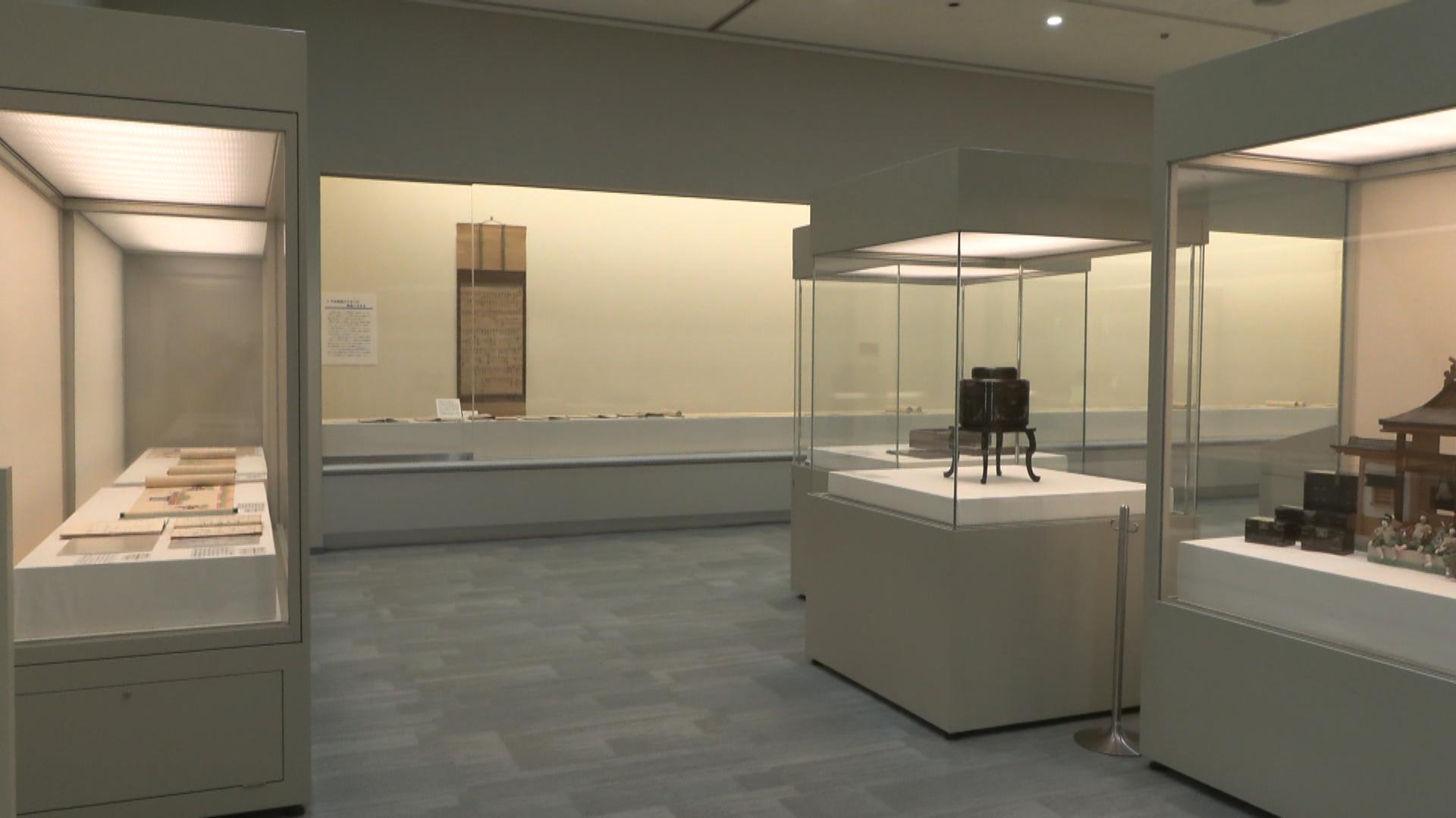 「かつて明和町に華やかな文化が」　平安貴族の暮らし　調度品など展示