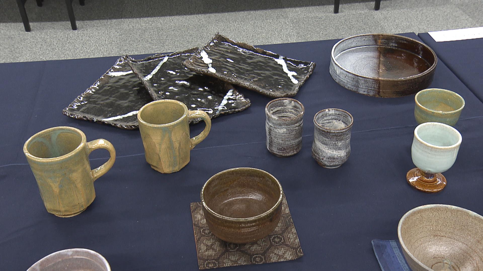 「川喜田半泥子のように自由奔放に」　陶芸を学ぶ人たちの作品展
