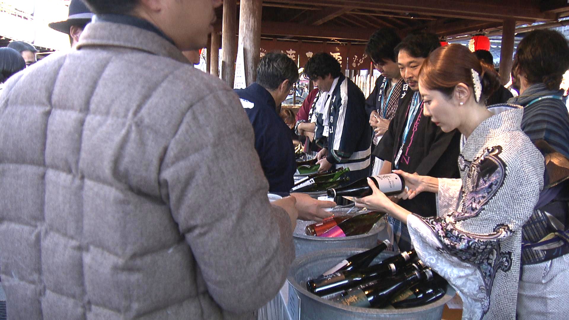全国の日本酒が大集合　おかげ横丁「神恩感謝三重新酒祭」　松阪牛に伊勢まぐろも