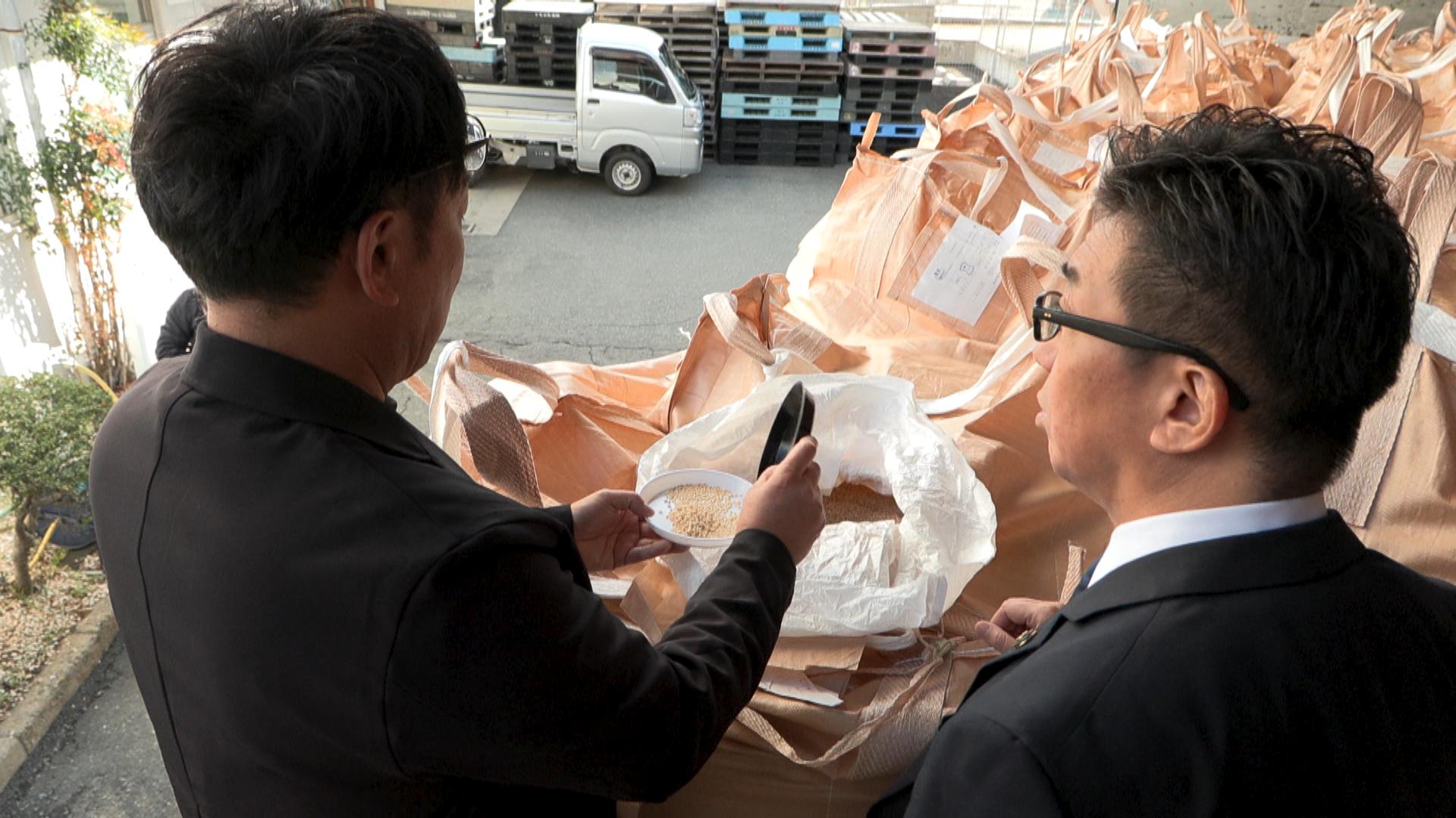 子育て世帯に地元産の新米を配布　三重・桑名市