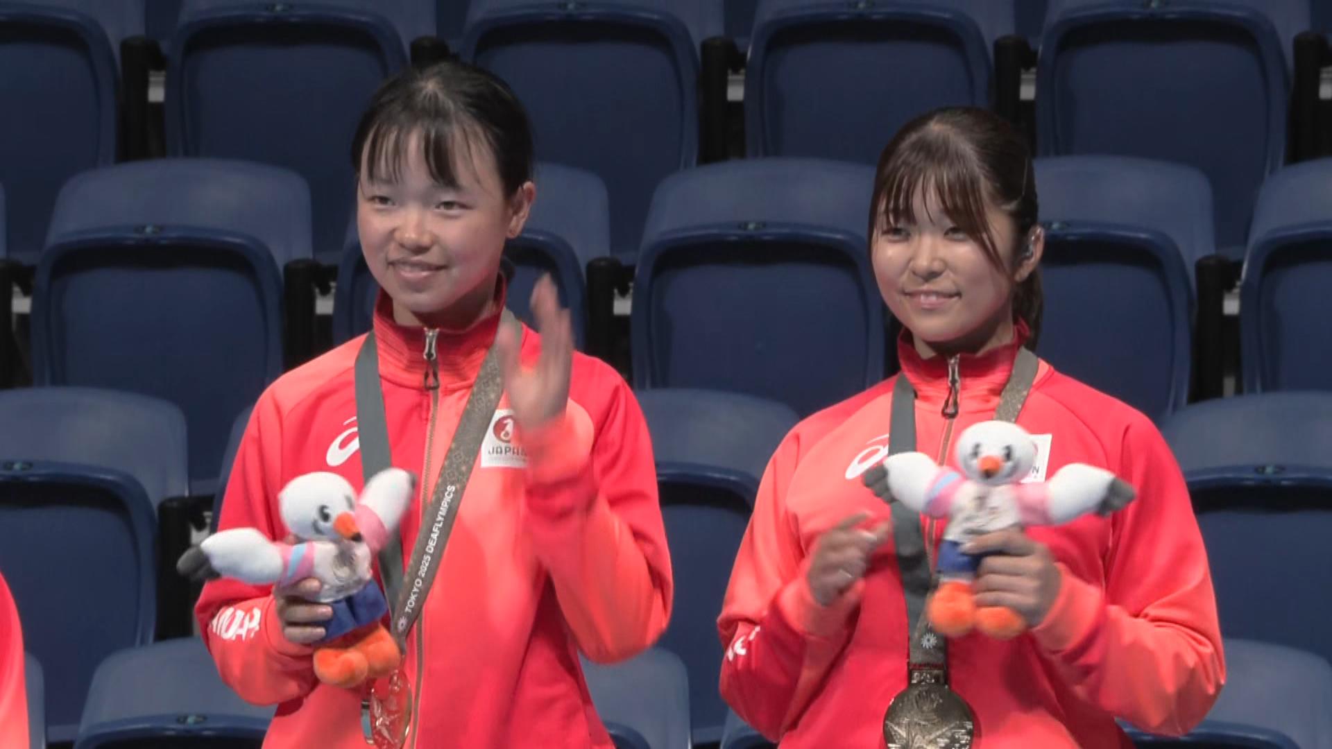 三重・鈴鹿出身菰方選手が日本勢史上初・テニス競技で金　デフリンピック東京大会