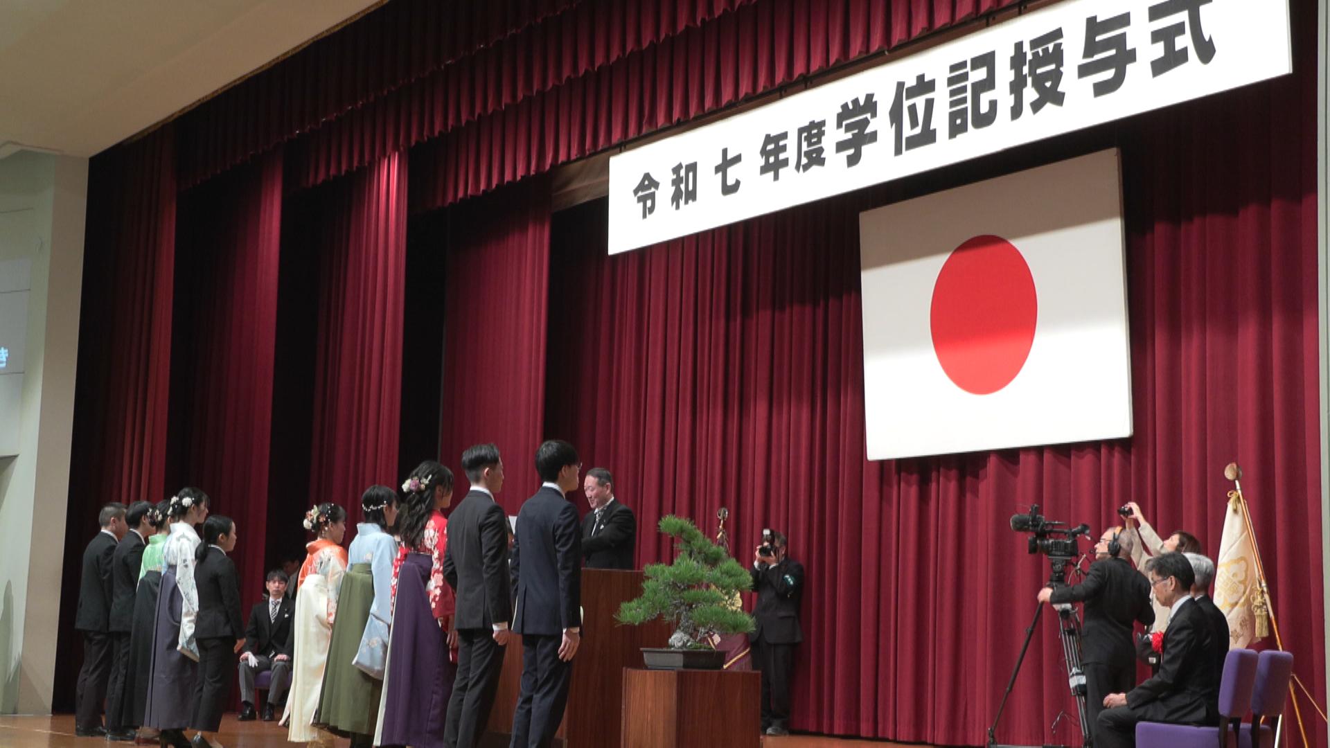 入学は新型コロナウイルスの影響残る中　皇學館大学で卒業式