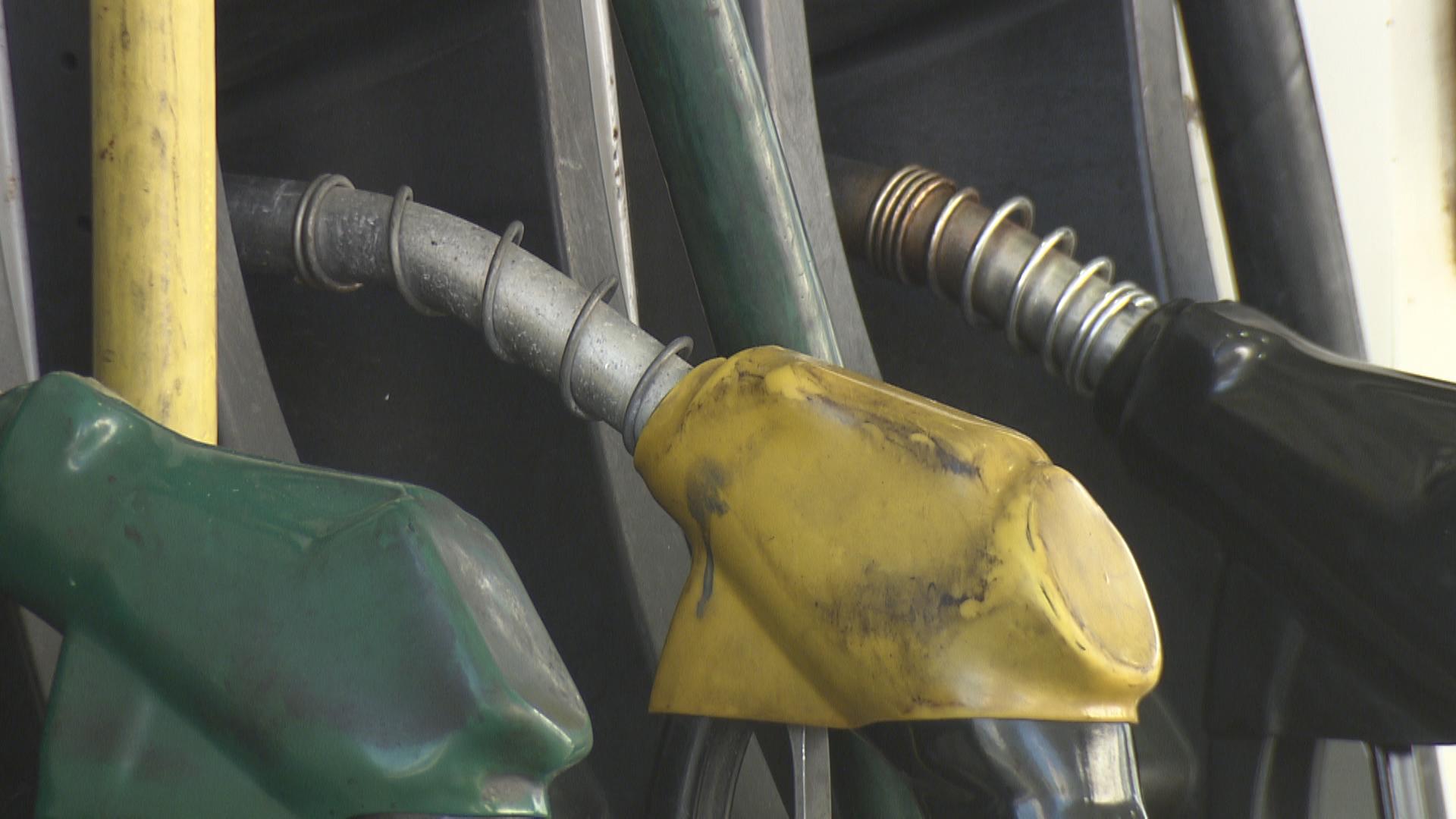 三重県のレギュラーガソリン平均165.6円　4週連続で前週下回るも高値続く