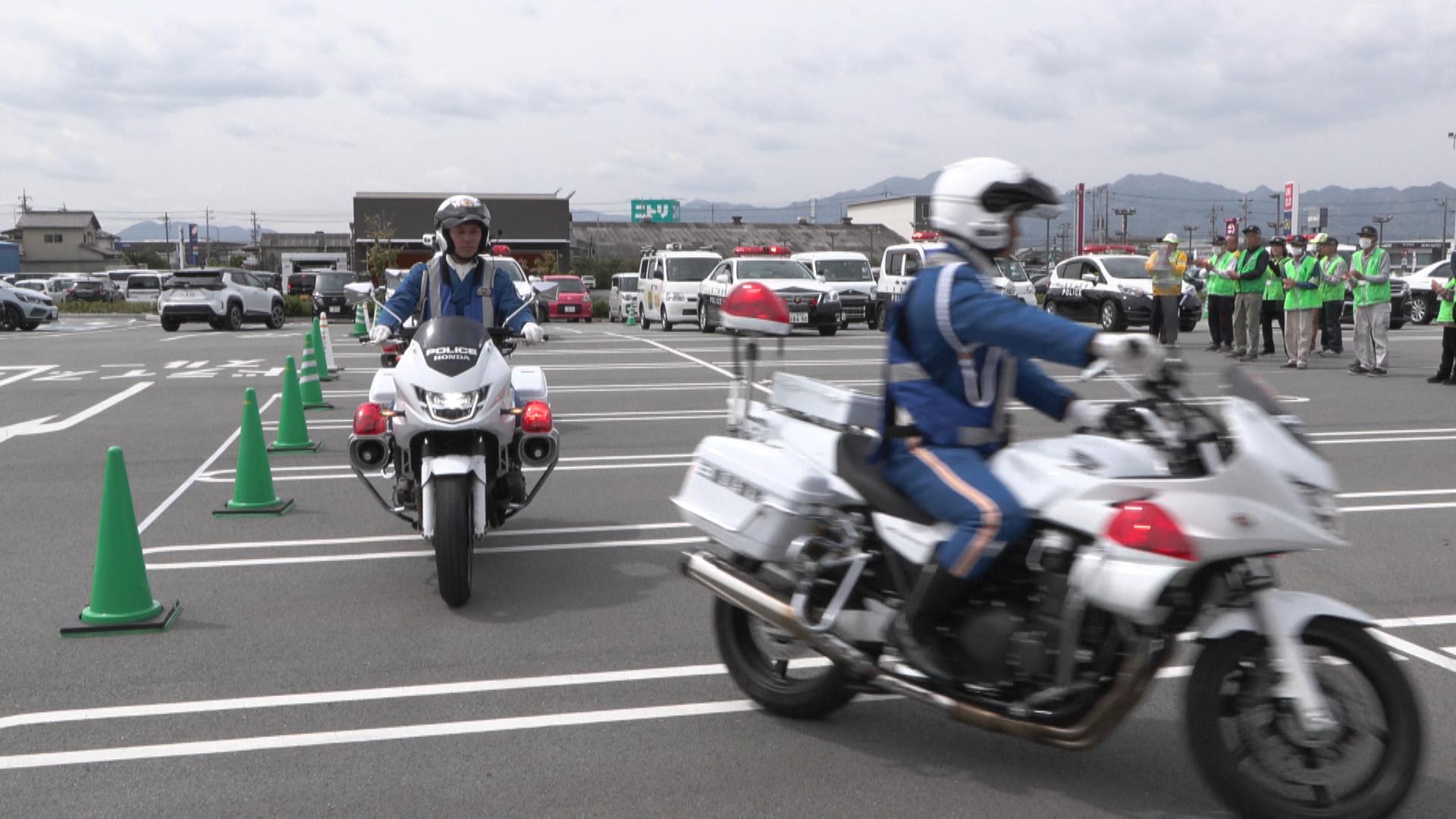 春の交通安全運動スタート　商業施設で出発式　自転車の青切符制度も開始　