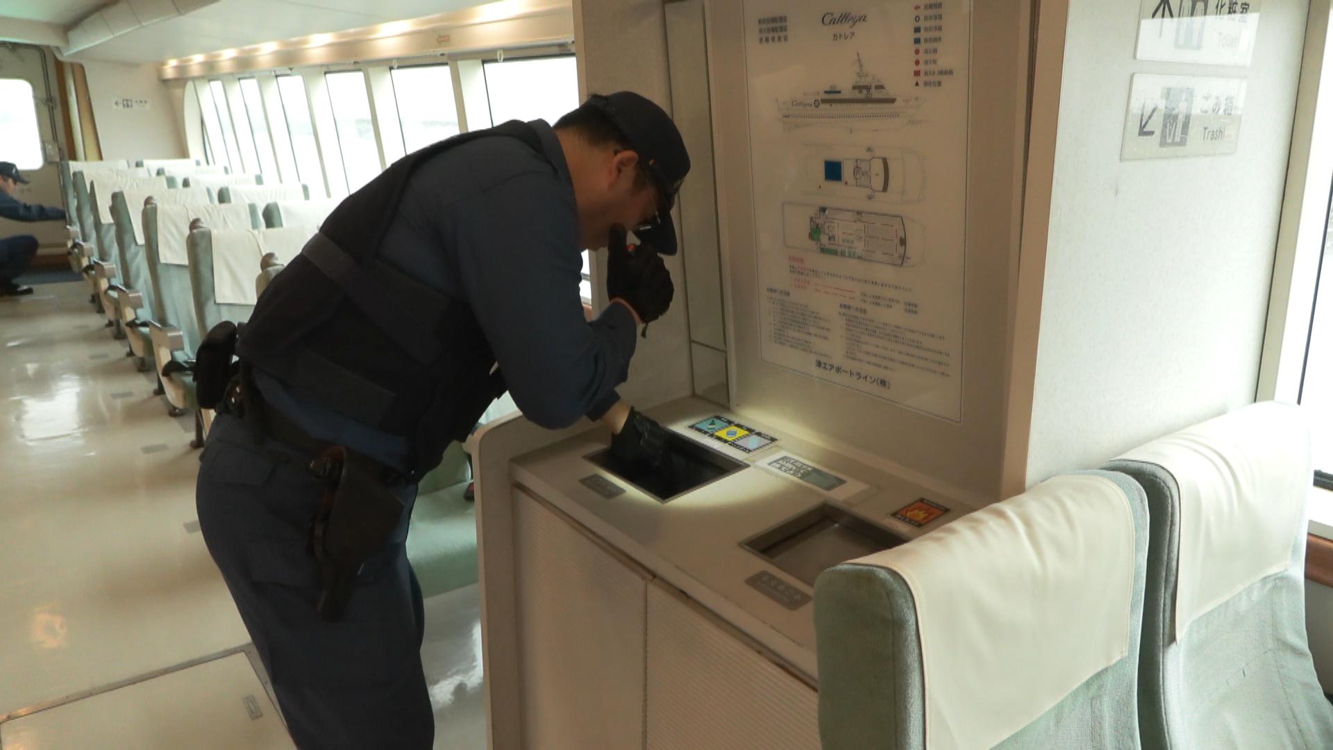 津エアポートラインで警戒活動　GW前にテロ対策強化　
