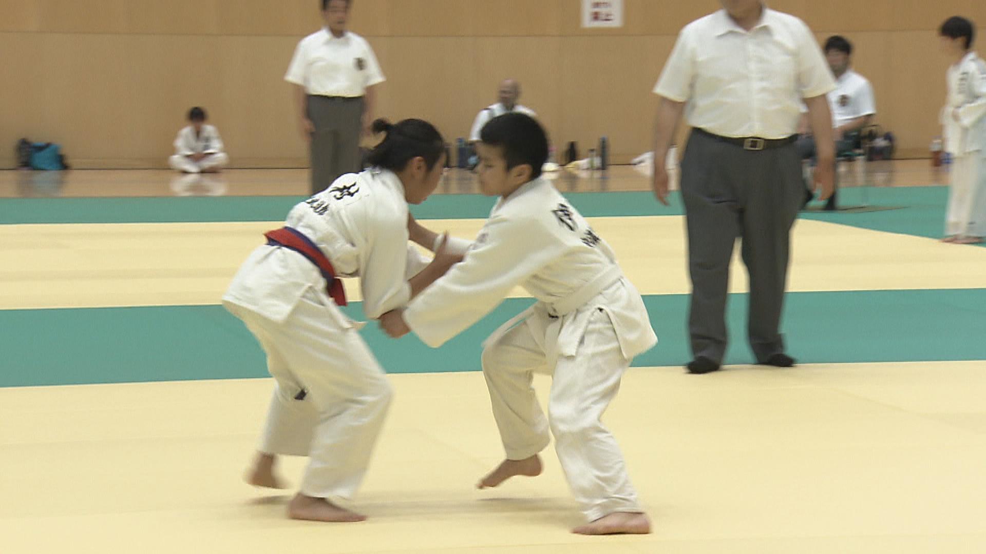 柔道の普及や競技力向上目指す大会　メダリストの中村美里さんの柔道教室も