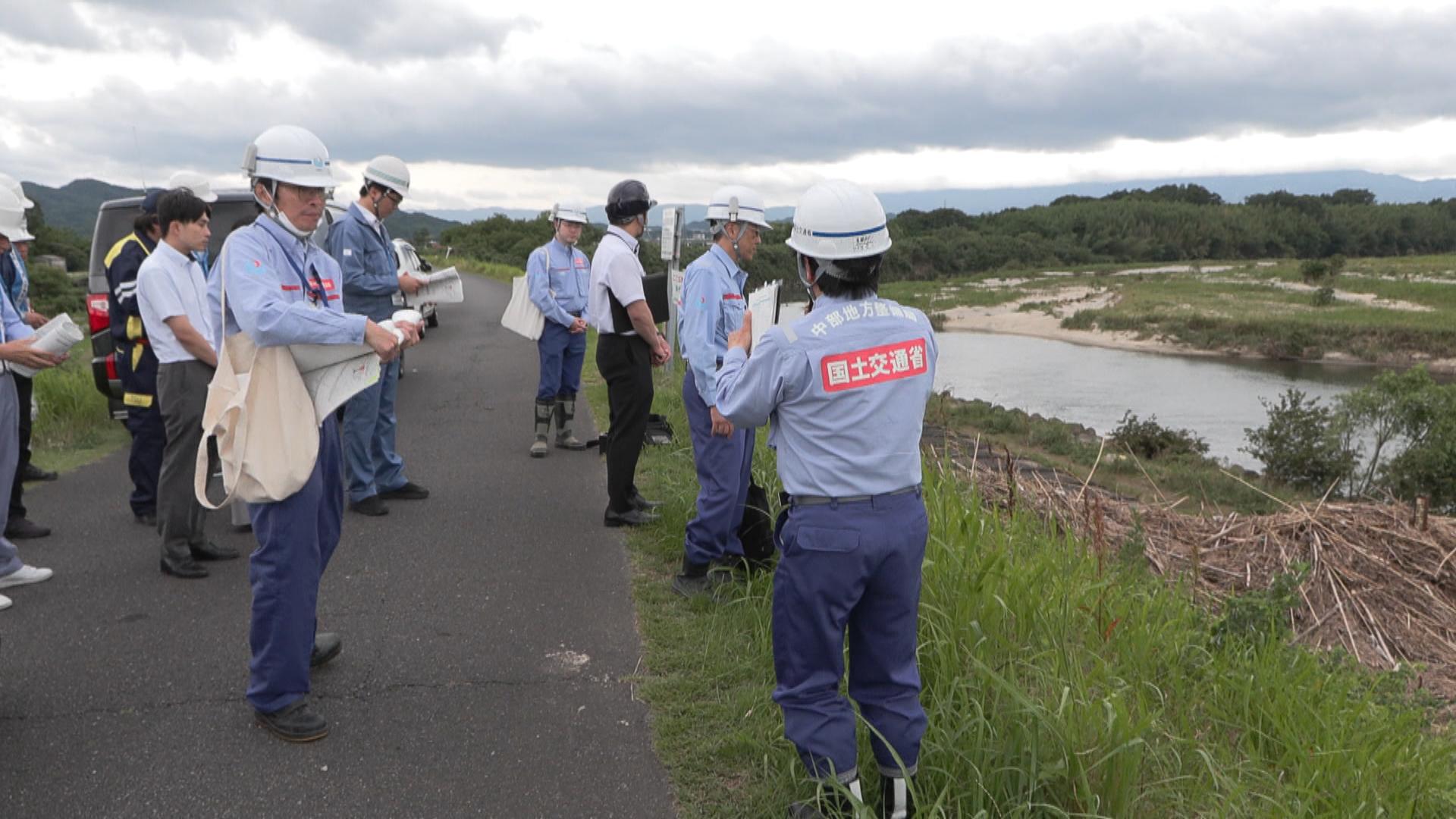 水害に備え雲出川を合同パトロール　危険箇所や対応確認