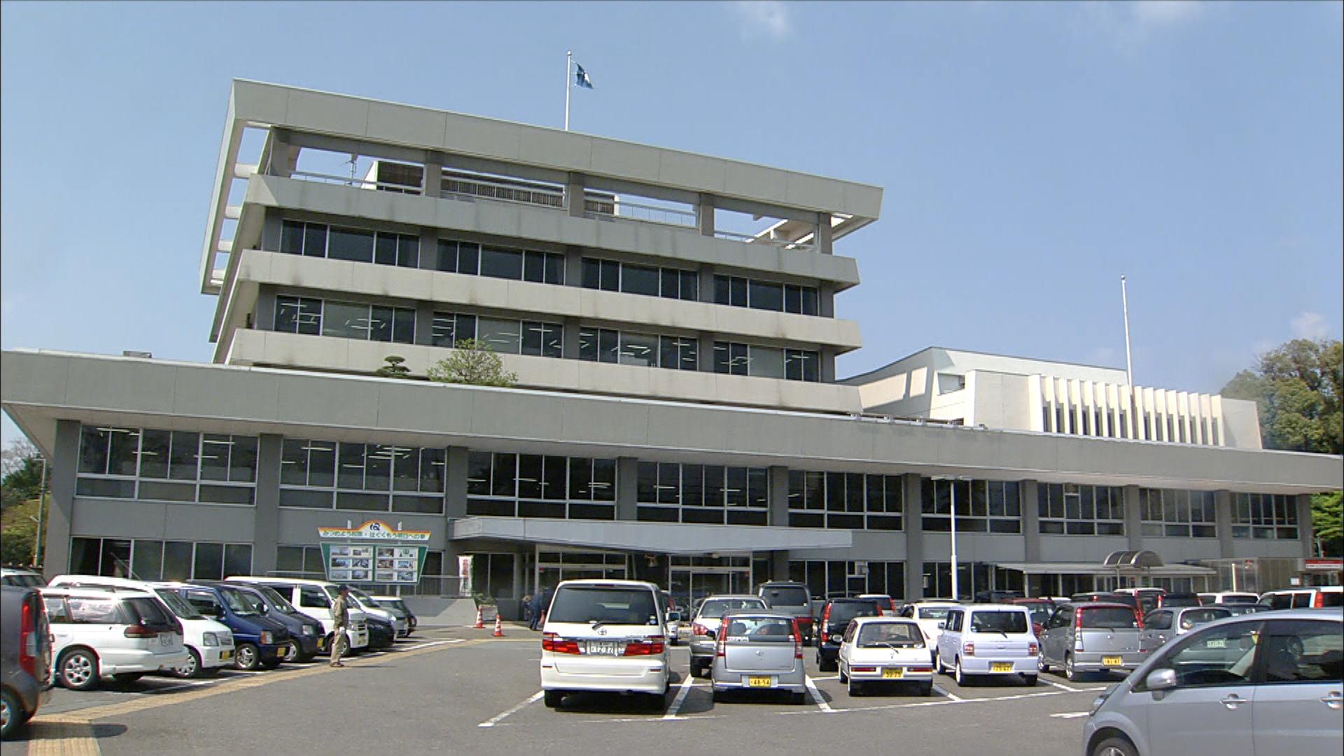 松阪市でクマの可能性があるフン見つかる　近隣住民や学校に注意喚起