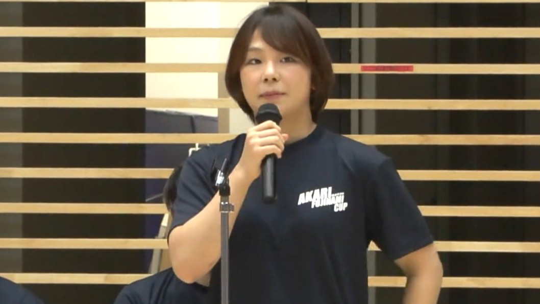 金メダリスト藤波選手のレスリング大会　園児から中学生たちが熱戦