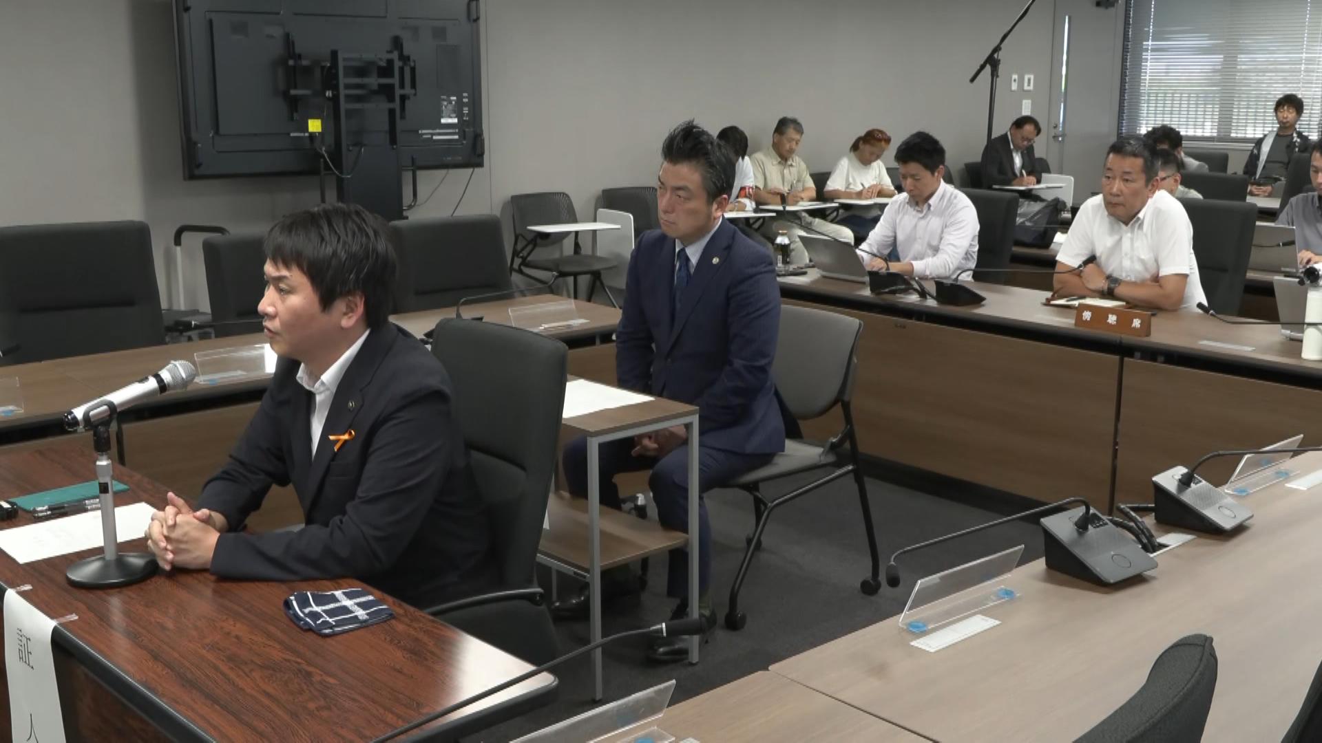 伊賀市長のパワハラ疑惑　職員「脅迫に近い」 市長は否定　百条委で証人尋問