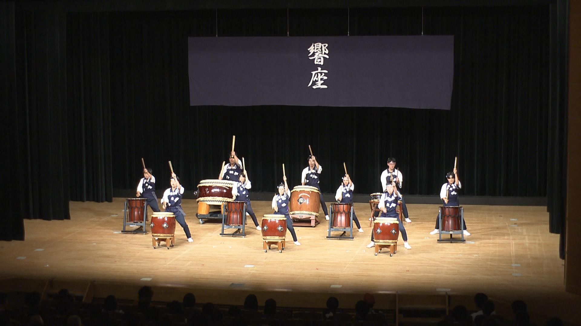 和太鼓の響き会場包む　響座いなせ組演奏会　