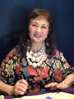 占いの館千里眼 横浜駅相鉄口店
レイラ・ルミエール先生