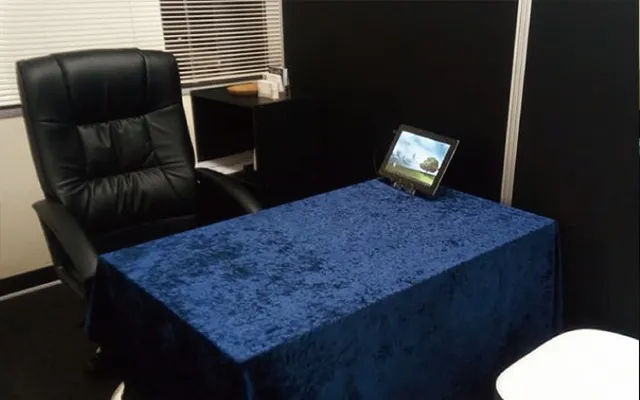 占いの館千里眼 本通駅前店の店舗情報