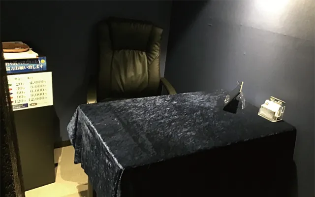 占いの館 千里眼 甲府駅前店の店舗情報