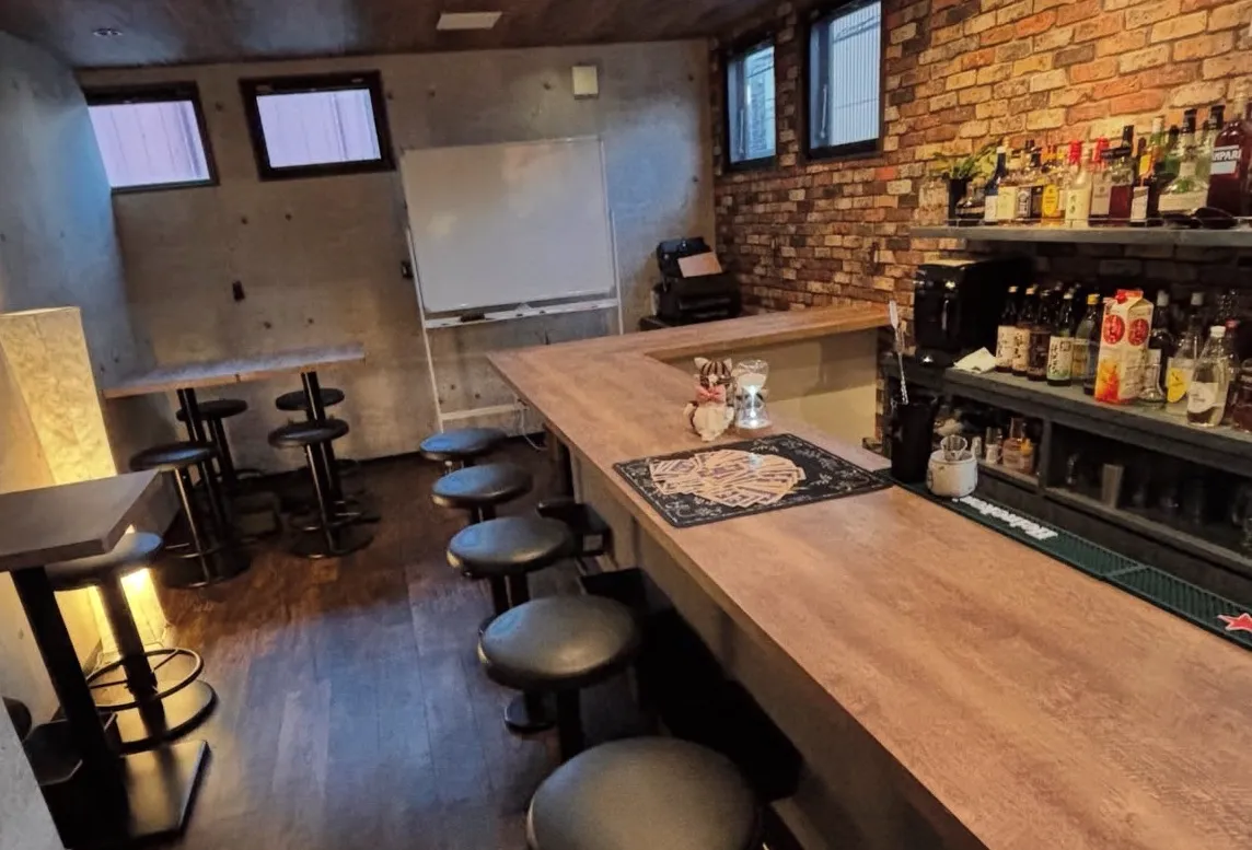 占いBAR COMPASSの店舗情報