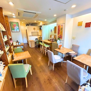 HEALING CAFE カクレミノ家天王寺店