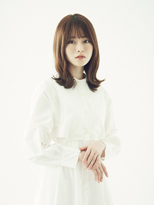 山崎怜奈